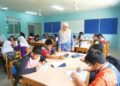 SUASANA kondusif sesi pengajaran dan pembelajaran murid dalam kelas kabin hasil inisiatif KPM bagi menyelesaikan masalah kelas murid padat di Sekolah Kebangsaan Cyberjaya. – UTUSAN/FAISOL MUSTAFA