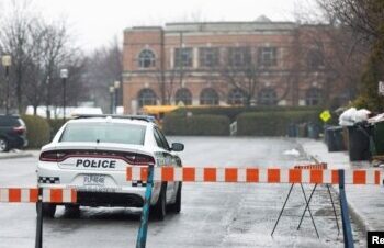 SEKOLAH di kawasan North York di Toronto menjadi sasaran dalam kejadian sama pada Mei.- AGENSI