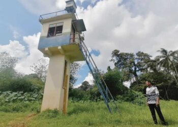 SIREN amaran awal banjir yang dipasang di Kampung Kuala Pin, Hulu Terengganu.