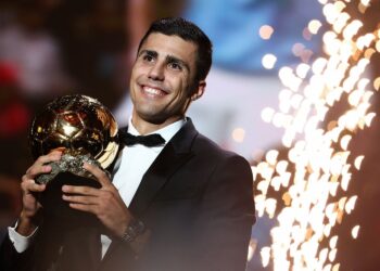 Rodri pemenang Anugerah Ballon d'Or di Theatre du Chatelet, Paris. - AFP