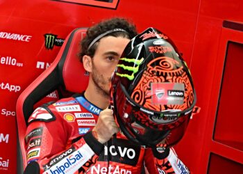 TOPI keledar juara dunia berganda MotoGP, Franceso Bagnaia dilancarkan sempena Grand Prix (GP) Malaysia, Ahad ini. - AFP