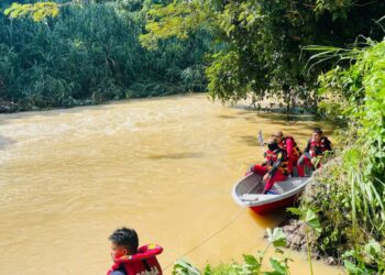 OPERASI SAR Mokthar Othman yang dipercayai lemas kerana tergelincir di Sungai Pengkalan, Taman Persisiran Sungai, Melaka diteruskan hari ini.