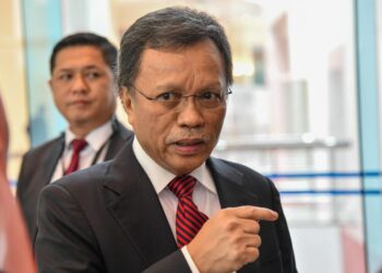 MOHD. Shafie Apdal semasa ditemui pemberita di DUN Sabah, Kota Kinabalu hari ini.