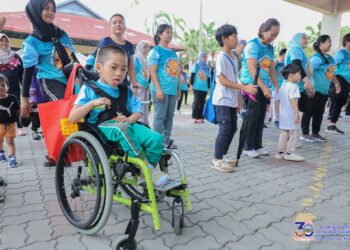 SETIAP individu tidak kira latar belakang mempunyai potensi besar untuk menyumbang kepada pembangunan masyarakat jika diberikan sokongan yang sewajarnya.