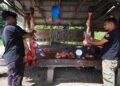 DAGING lembu segar kini di jual pada harga RM25 sekilogram di Kelantan. –UTUSAN/KAMARUL BISMI KAMARUZAMAN