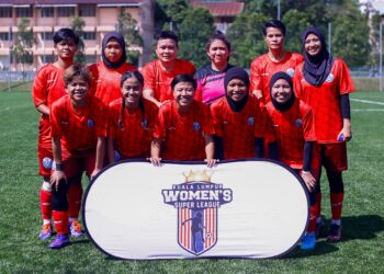 KESEBELASAN Utama Kelab Bola Sepak Bandar Tun Razak (BTRFC) pada aksi sulung  saingan bola sepak Liga Super Super Wanita Kuala Lumpur.