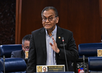 DZULKEFLY Ahmad pada Sesi Waktu Pertanyaan-Pertanyaan Menteri (MQT) di Dewan Rakyat, hari ini. - JABATAN PENERANGAN MALAYSIA