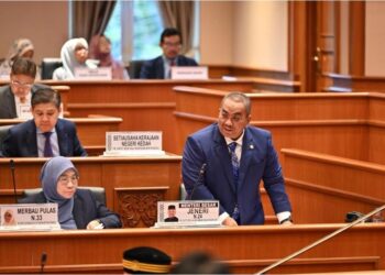 MUHAMMAD Sanusi  Md. Nor pada Sidang Dewan Undangan Negeri Kedah, semalam.