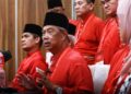 MUHYIDDIN Yassin bercakap kepada pemberita di Pusat Konvensyen Ideal (IDCC), Shah Alam, hari ini.