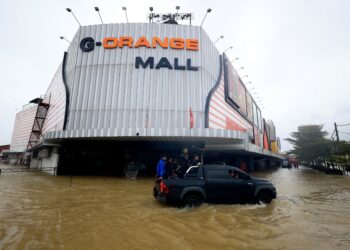 AGENSI Pengurusan Bencana Negara (Nadma) menghantar 3,000 khemah ke Kelantan untuk menangani keperluan mendesak mangsa banjir yang mengalami peningkatan jumlah.