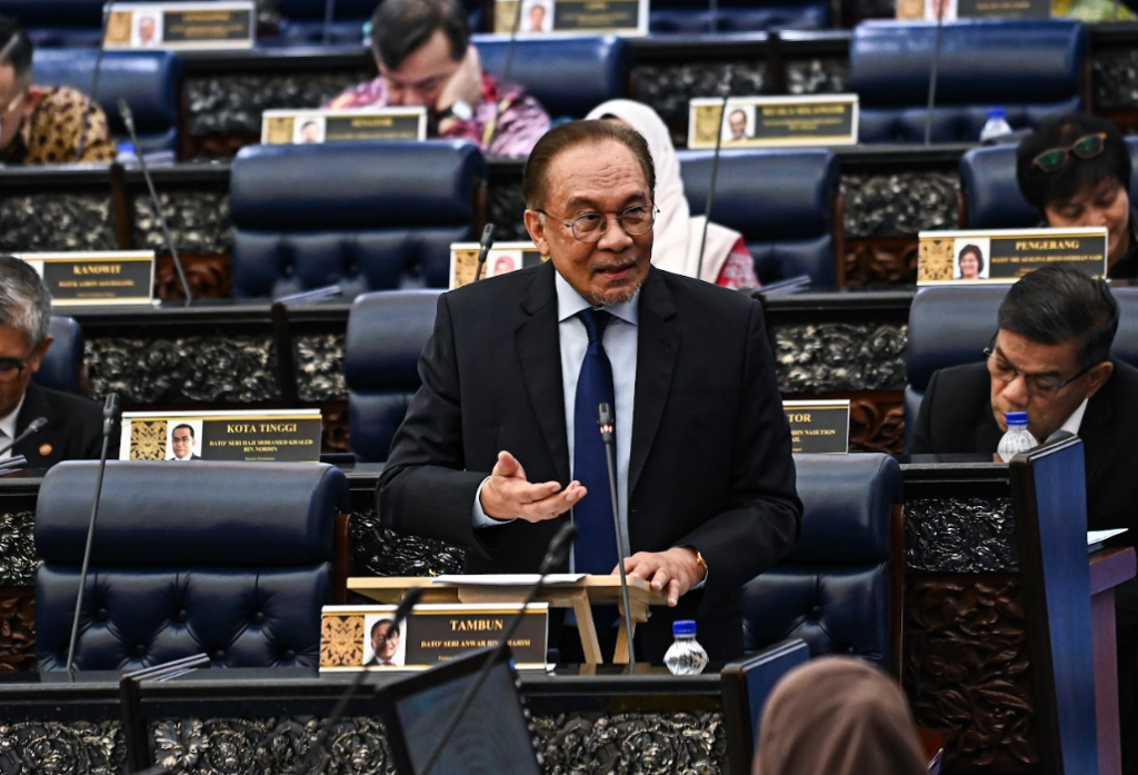 Parlimen Swasta Tanggung Peratus Kos Perjalanan Ke Lima Negara Anwar