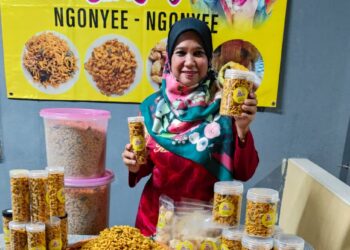 rashidah Jaafar menyasarkan untuk memasarkan produknya di stesen minyak selepas disahkan halal.