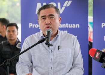 LOKE Siew Fook dalam sidang akhbar  Sesi Pengumuman Dasar Pengunaan Kenderaan NGV di Kuala Lumpur semalam.