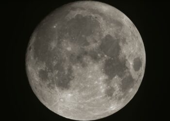 IMEJ bulan menjelang Supermoon paling dekat dengan bumi dirakamkan di Balai Cerap Negara di Langkawi, Kedah pada 14 November 2016. - Foto ihsan Mysa