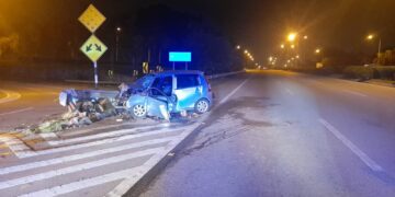 KEADAAN kereta yang terlibat kemalangan empat maut berhampiran IOI Conezion Putrajaya. - GAMBAR IPD SEPANG