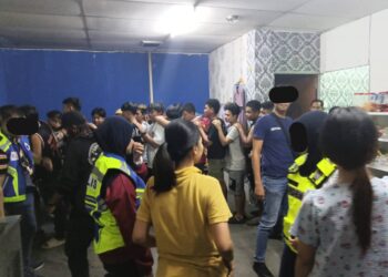 SERAMAI 174 individu ditahan kerana disyaki terlibat aktiviti pelacuran di sekitar Johor Bahru dan Batu Pahat.