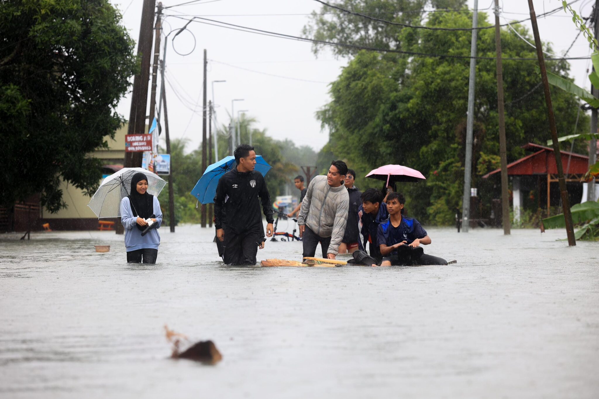 Banjir: TNB tutup 111 pencawang di Kelantan