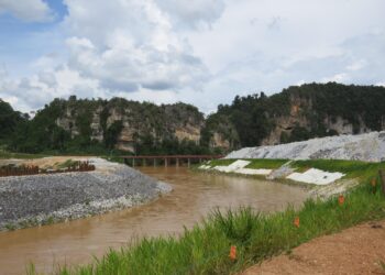 Projek Empangan Hidrolektrik Nenggiri yang dalam pembinaan. – utusan/AIMUNI TUAN LAH