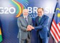 Anwar Ibrahim bersama  Luiz Inácio Lula da Silva  sebelum mesyuarat dua hala di Rio de Janeiro, Brazil menjelang Sidang Kemuncak G20. – PEJABAT PERDANA MENTERI