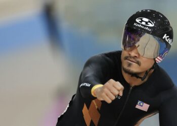 AZIZULHASNI Awang mahu memainkan peranan di belakang tabir bagi membantu pelumba negara pada musim 2025.