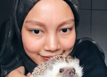 Aisyah Mardhiah bersama Ezra yang manja