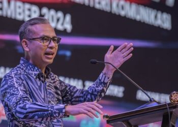 FAHMI FADZIL