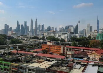 KITA mahu melihat setiap usaha dan keringat pihak kerajaan dikala baru sahaja berumur dua tahun membawa suatu agenda besar kepada kehidupan masyarakat yang kian lebih mencabar dari tahun ke tahun.