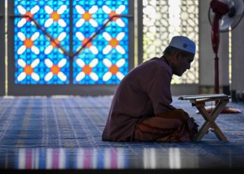 apa sahaja isi kandungan kitab lampau yang seiring dengan al-Quran maka itu tandanya ia benar.