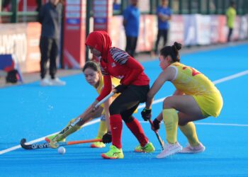 AKSI Pemain remaja negara ketika menentang China dalam aksi terakhir Kumpulan A Piala Remaja Asia 2024.-IHSAN Asian Hockey Federation