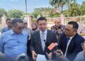 MOHD. YADZIL Yaakub bercakap dalam sidang akhbar di Seri Negeri, Ayer Keroh, Melaka. - UTUSAN/AMRAN MULUP