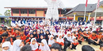 Lebih 5.2 juta murid terima Bantuan Awal Persekolahan mulai Isnin ini. - GAMBAR HIASAN