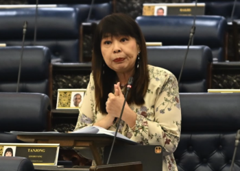 LIM Hui Ying ketika sesi soal jawab lisan di Dewan Rakyat, hari ini. - JABATAN PENERANGAN MALAYSIA