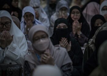 UMAT Islam ketika berdepan dengan provokasi agama perlu bersifat tenang dan teruskan menjaga persepakatan antara rakyat dan kerajaan.