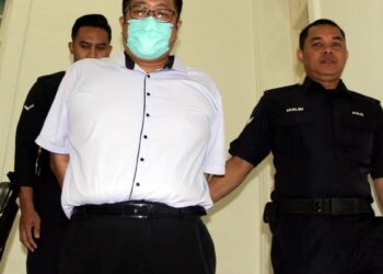 TEH Chau Teik mengaku tidak bersalah atas dua pertuduhan amang seksual fizikal murid perempuan berusia 12 tahun di Mahkamah Seksyen Ipoh, Perak. - UTUSAN