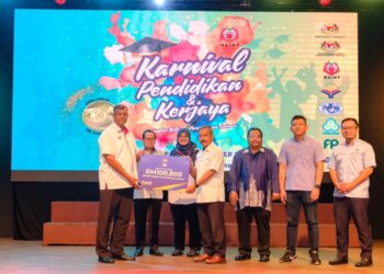 YWP menganjurkan karnival pendidikan dan kerjaya bagi membantu golongan belia mendapatkan peluang untuk menyambung pengajian ke peringkat lebih tinggi.