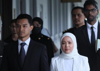 VIVY Yusof dan Fadzaruddin Shah Anuar tiba di Mahkamah Sesyen Kuala Lumpur.