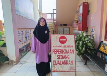 ANIS Sakinah Mazalan ketika ditemui sebelum menduduki ujian bertutur Bahasa Melayu SPM 2024 di SMK Bukit Rotan, Gemencheh, Tampin hari ini. - UTUSAN/NOR AINNA HAMZAH