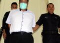 TEH Chau Teik mengaku tidak bersalah atas dua pertuduhan amang seksual fizikal murid perempuan berusia 12 tahun di Mahkamah Seksyen Ipoh hari ini. - UTUSAN