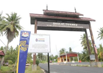 Antara projek pembangunan yang dilaksanakan adalah naik Taraf Dewan Orang Ramai Kampung Sungai Betul, Bagan Datuk.