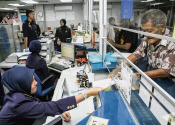 MASYARAKAT lebih yakin dengan penggunaan perkhidmatan digital dalam sektor kerajaan.