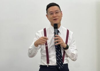 ZAIRIL Khir Johari yakin bahawa Projek PIL 1 yang dirancang sebagai laluan lingkaran luar, akan bertindak sebagai penyuraian trafik utama, sekali gus mengurangkan kesesakan di jalan-jalan sedia ada di beberapa lokasi di bahagian pulau di Pulau Pinang