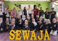 BARISAN guru dan pelajar yang terlibat dalam program Literasi  Gadjet Avenger SK Sawah Raja  Kota Negeri Sembilan baru-baru ini.