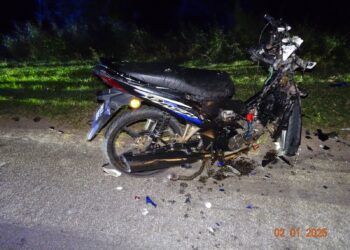 KEADAAN motosikal melibatkan kemalangan meragut satu nyawa di Kampung Bukit Jeruk, Besut, Terengganu, malam tadi.