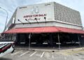 RESTORAN Inspektor Salai terletak di pekan Balok, Kuantan.