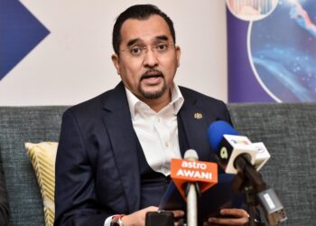 ASYRAF Wajdi ketika sidang media Pengumuman Keputusan Tawaran Kemasukan ke MRSM Sesi 2025, di sini hari ini. - UTUSAN/M. FIRDAUS M. JOHARI