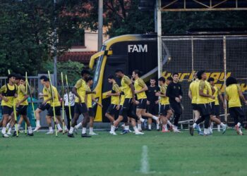 Pada masa ini enam pemain warisan baharu dikatakan akan mengisi posisi kritikal dalam skuad Harimau Malaya. - UTUSAN/SHIDDIEQIIN ZON