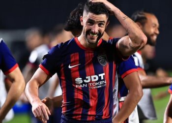 ALVARO Gonzalez meledak dua gol ketika JDT menang 2-1 ke atas Central Coast Mariners pada aksi Kumpulan Zon Timur Liga Juara-Juara Asia Elit (ACLE).- IHSAN JOHOR SOUTHERN TIGERS