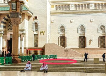 Bulatan merah menunjukkan lokasi Nabi SAW pernah solat sunat duha lapan rakaat di satu kawasan yang pada hari ini berada di dalam kawasan perkarangan Masjid Nabawi al-Syarif. Lokasi tersebut dikenali dengan nama Masjid Baqi‘ al-Zubayr.