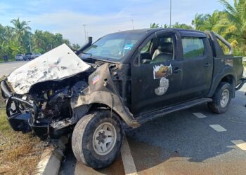 KEADAAN kenderaan mangsa dalam kemalangan itu di Kilometer 70 Jalan Teluk Intan - Klang, Sekinchan, Selangor.