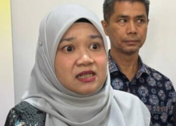 FADHLINA Sidek ditemui selepas menghadiri program Bual Bicara Intan Bersama Menteri di Institut Tadbiran Awam Negara (INTAN) Wilayah Selatan di Kluang.